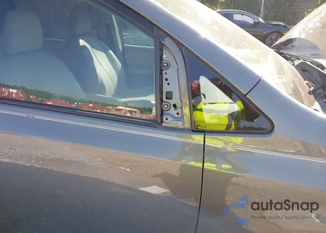 2012 Toyota Sienna Xle V6 8 Passenger from USA, damaged, VIN 5TDYK3DC2CS224181